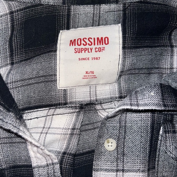 black and white flannel - Picture 2 of 8